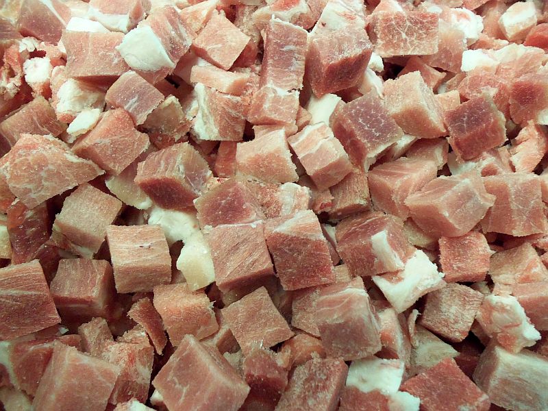 Diced pork meat cubes frozen IQF 10kg - Click Image to Close